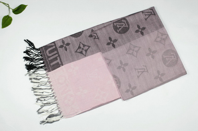 Iv brand scarf 41